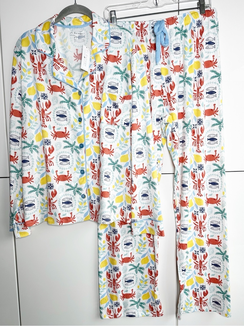 PJ Salvage 2 Piece Pajama Set Lobster Crab
Seafood Boil Size Large White Red